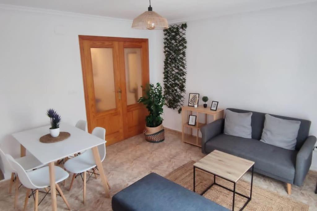 Apartamento En El Centro De Elche Con Terraza La Alborada Esterno foto